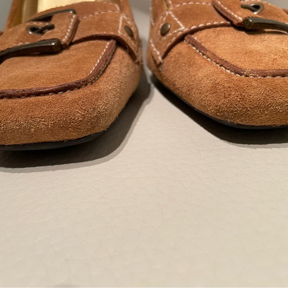 Cole Haan Camel Heeled Loafers 9 - Picture 4 of 9